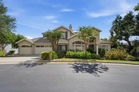 8411 Goldenrod Circle