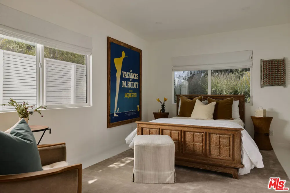 867 Berkeley Street Santa Monica, CA 90403