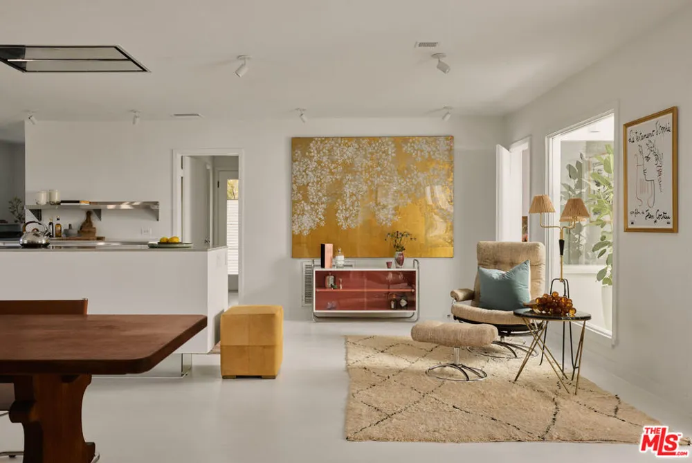 867 Berkeley Street Santa Monica, CA 90403