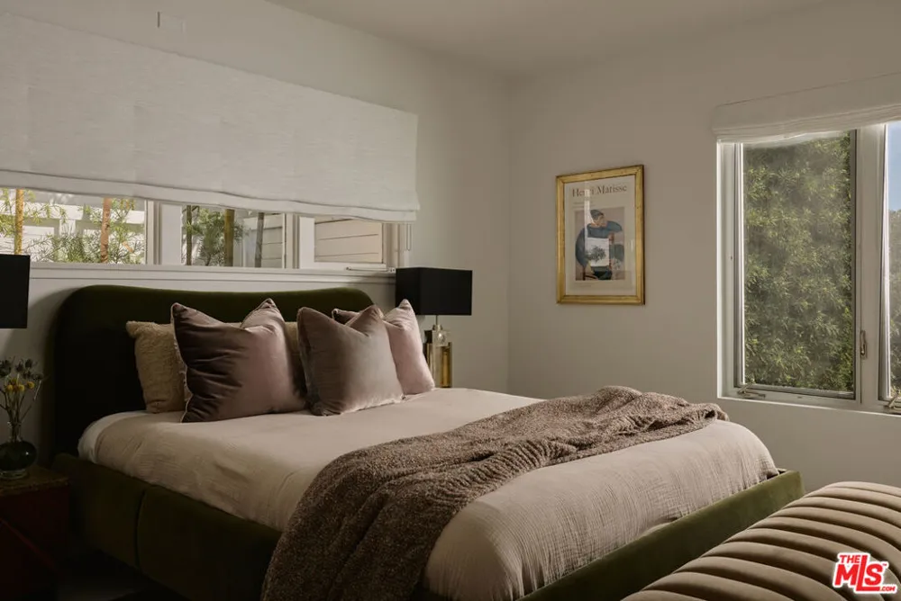 867 Berkeley Street Santa Monica, CA 90403