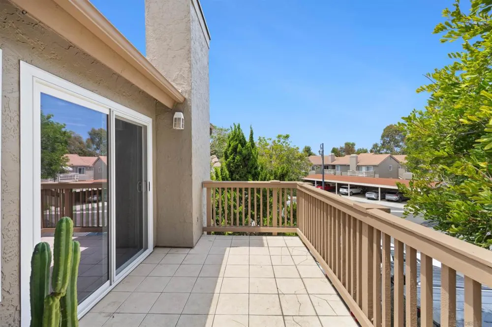930 Via Mil Cumbres #142 Solana Beach, CA 92075