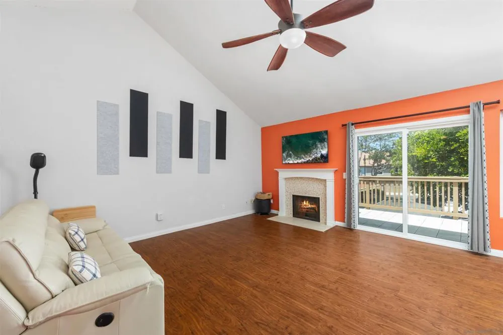 930 Via Mil Cumbres #142 Solana Beach, CA 92075