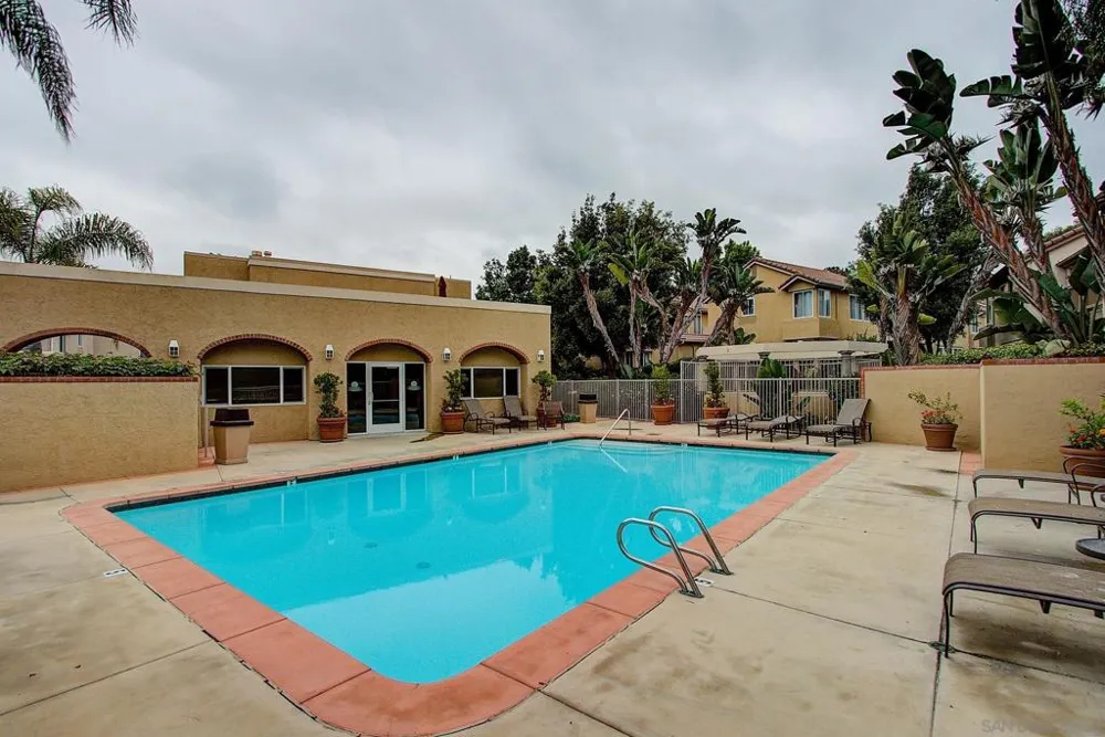 930 Via Mil Cumbres #142 Solana Beach, CA 92075