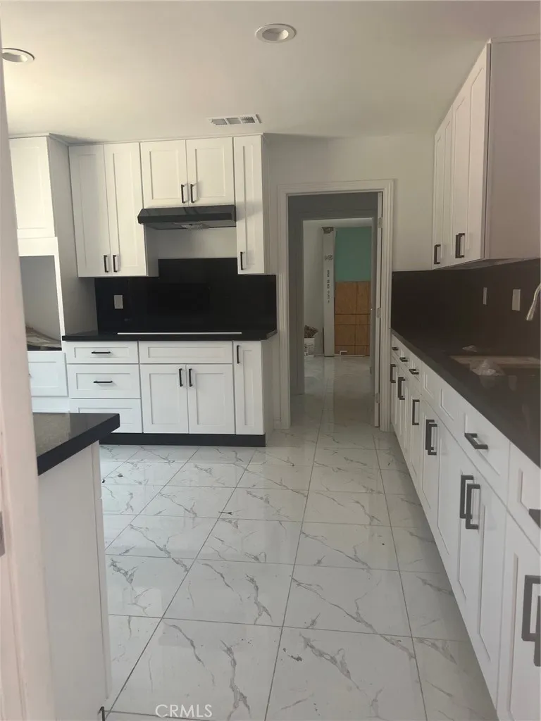 6295 Argyle San Bernardino, CA 92404