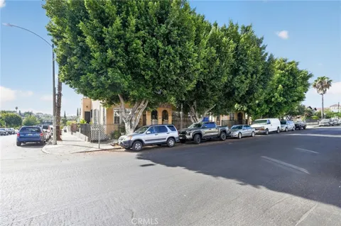 620 Fickett