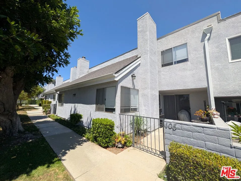 11826 Loma Drive #105 Whittier, CA 90604