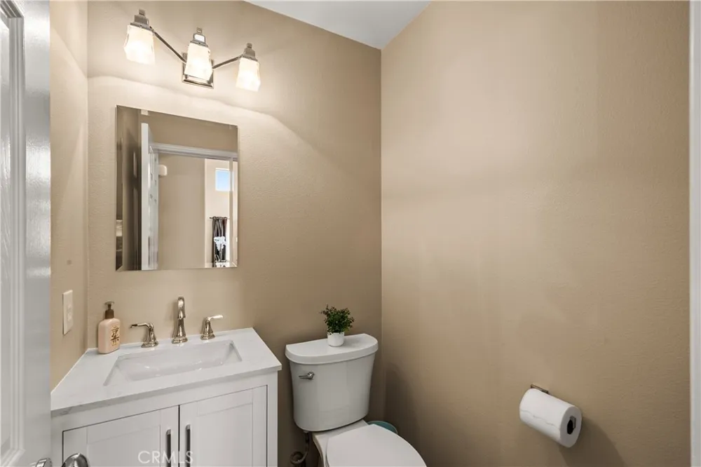 13881 Berrington Court North Tustin, CA 92705
