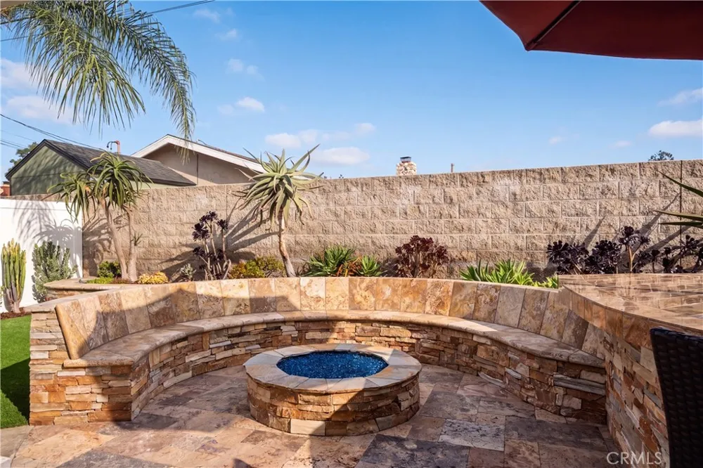 13881 Berrington Court North Tustin, CA 92705