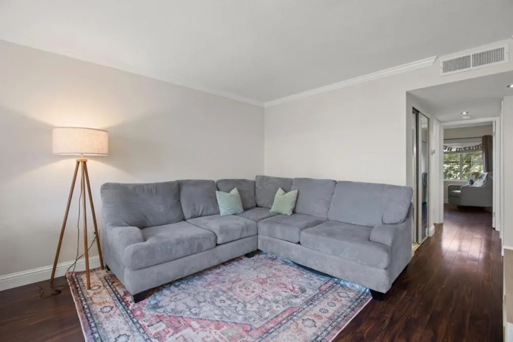 303 Tradewinds Drive #10 San Jose, CA 95123