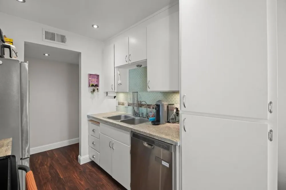 303 Tradewinds Drive #10 San Jose, CA 95123
