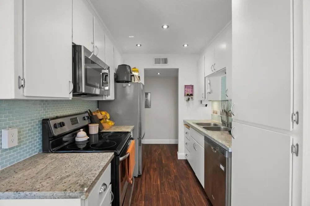 303 Tradewinds Drive #10 San Jose, CA 95123
