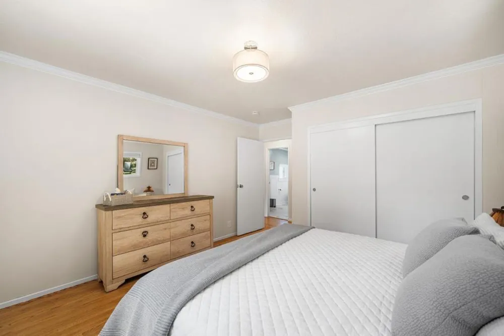 11 Recreation Drive La Honda, CA 94020