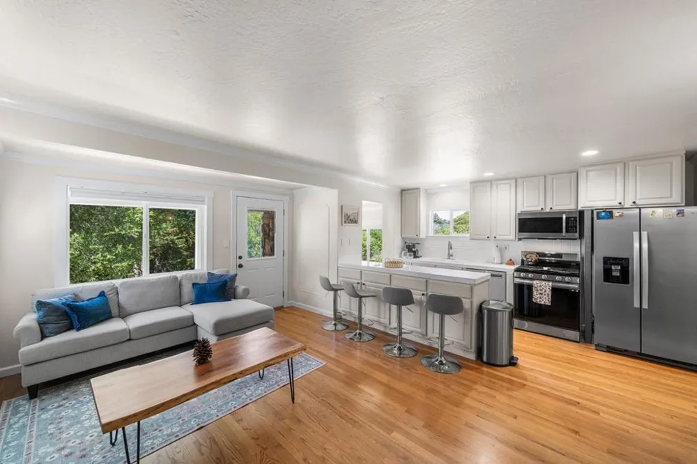 11 Recreation Drive La Honda, CA 94020