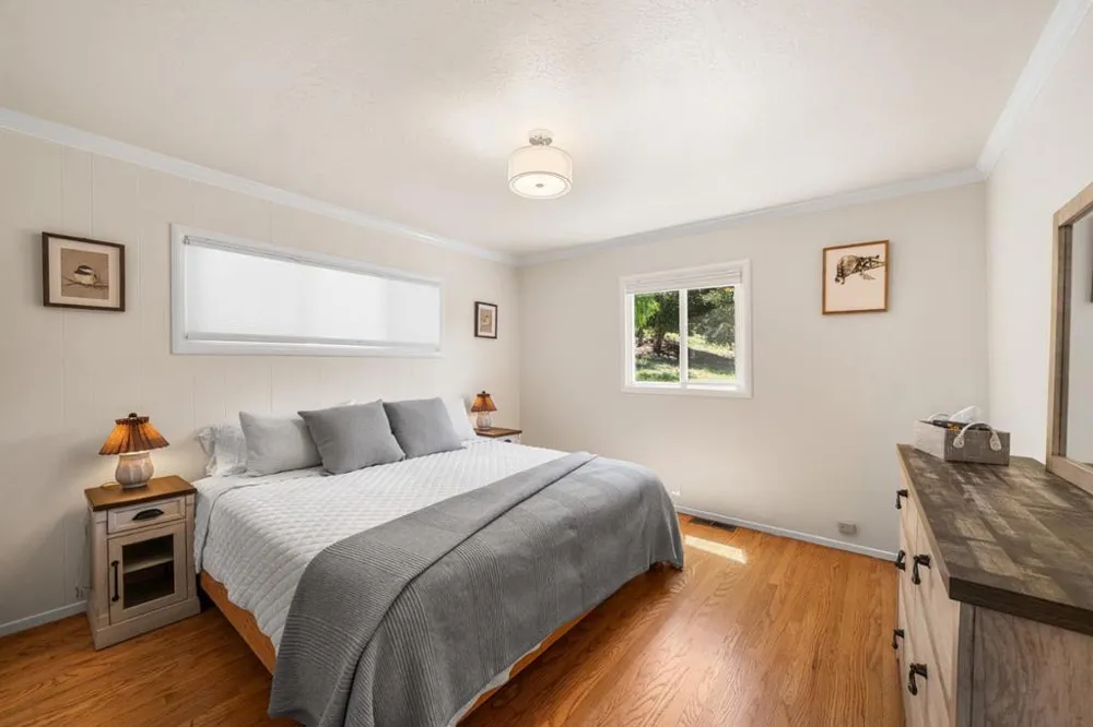 11 Recreation Drive La Honda, CA 94020