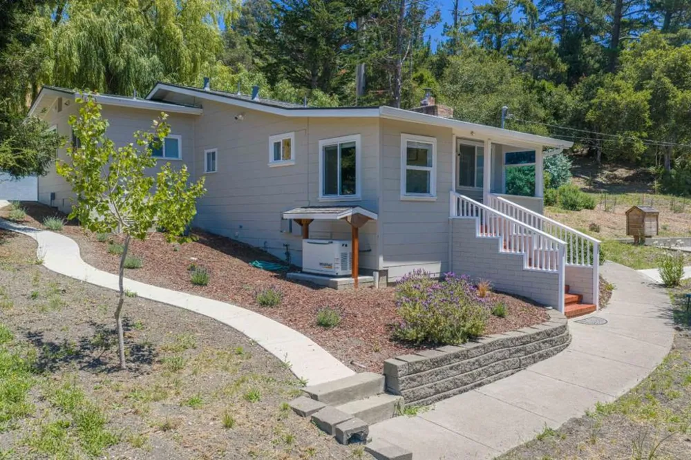 11 Recreation Drive La Honda, CA 94020
