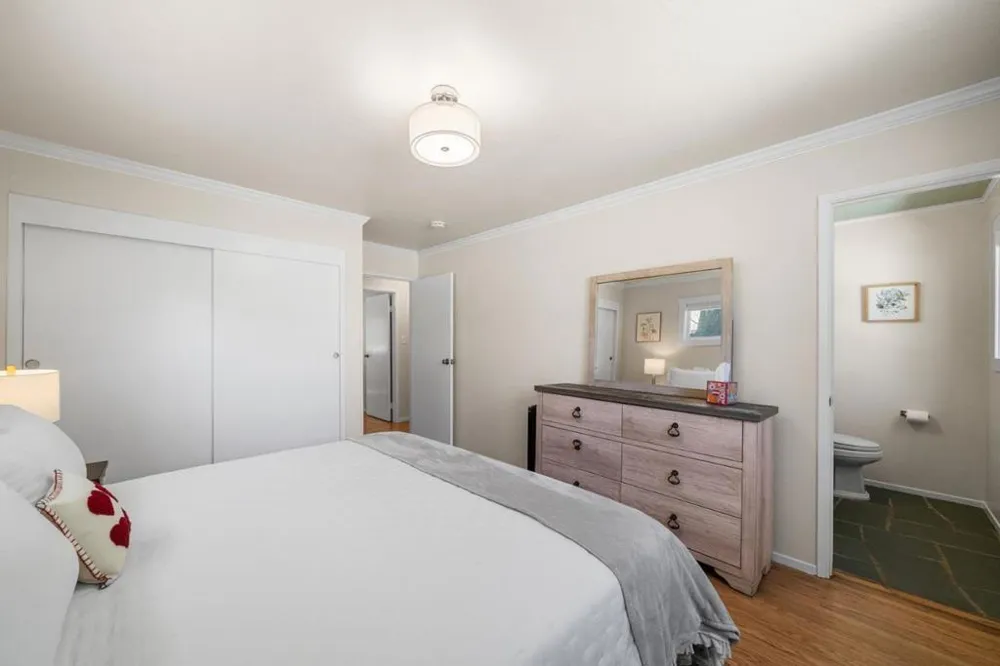 11 Recreation Drive La Honda, CA 94020