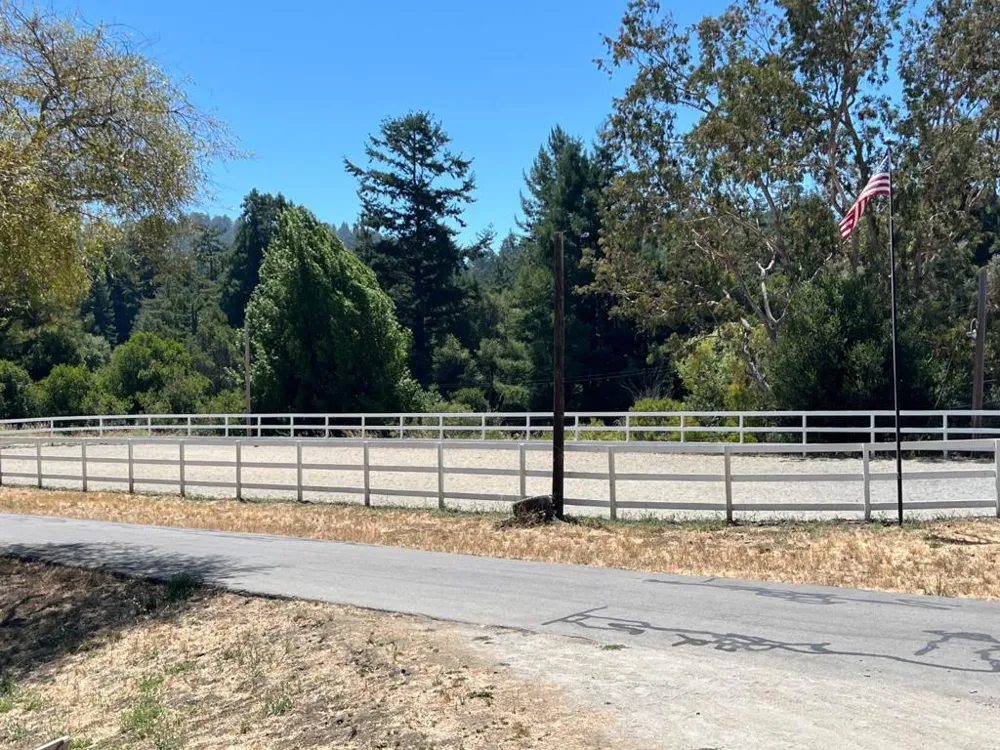 11 Recreation Drive La Honda, CA 94020