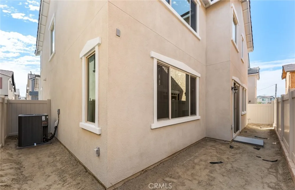 4244 East Flutter Privado Ontario, CA 91761