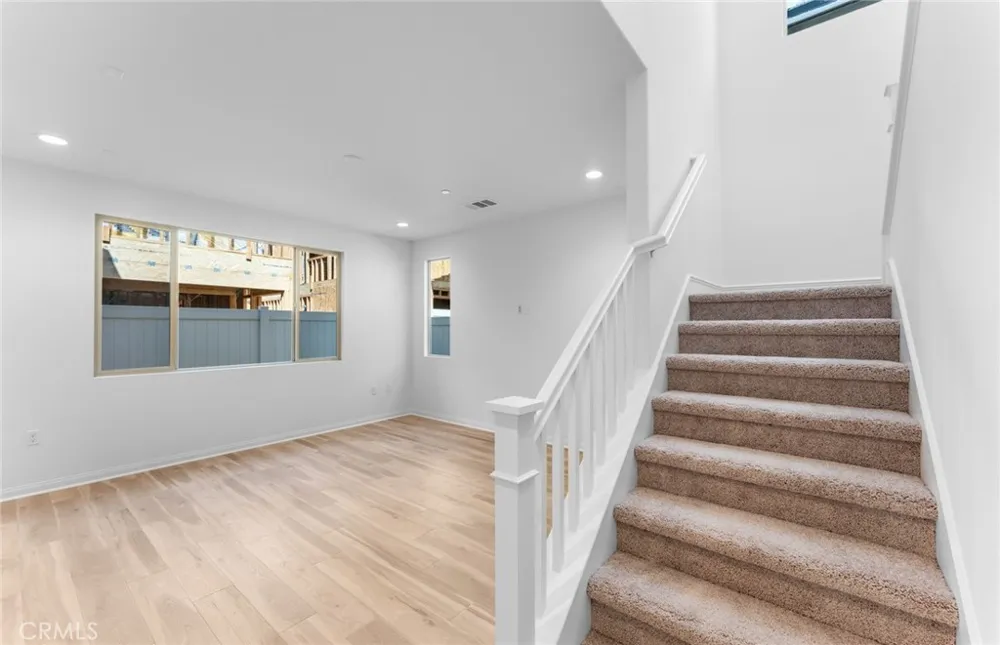 4244 East Flutter Privado Ontario, CA 91761