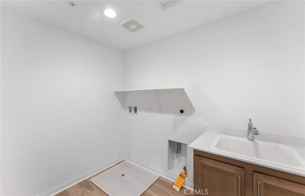 4244 East Flutter Privado Ontario, CA 91761