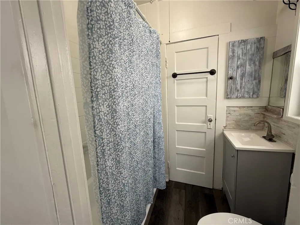 1053 Loma Hermosa Beach, CA 90254