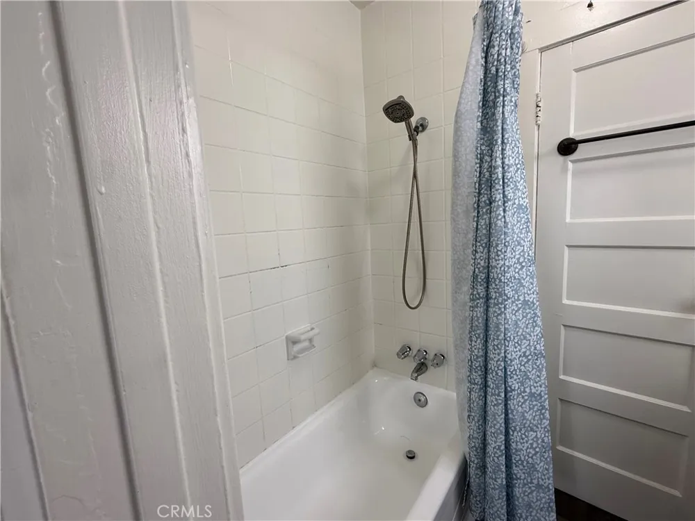 1053 Loma Hermosa Beach, CA 90254