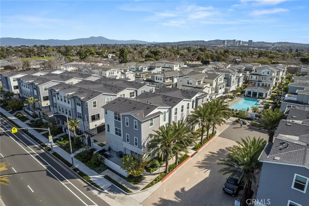 1182 Winslow Lane Newport Beach, CA 92660