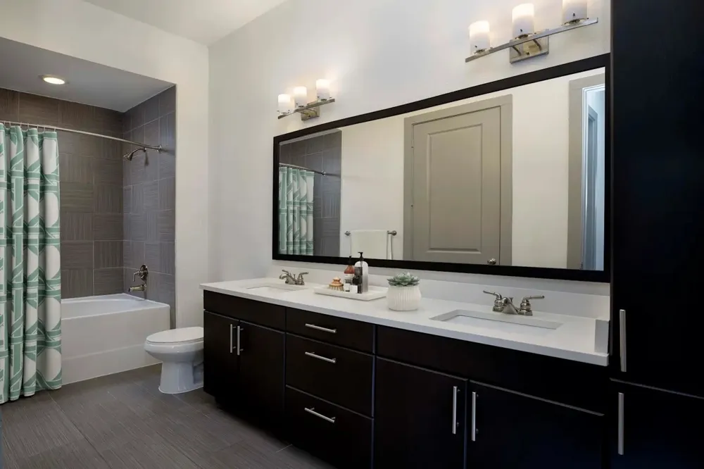 3939 W Alabama Street #1-559 Houston, TX 77027