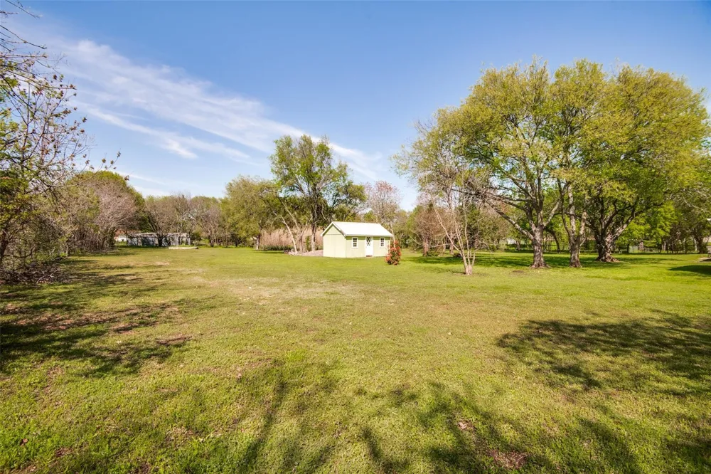 1211 Mcalpin Road Midlothian, TX 76065