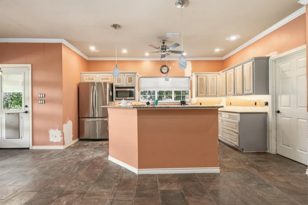 34057 Stonewood Loop Whitney, TX 76692