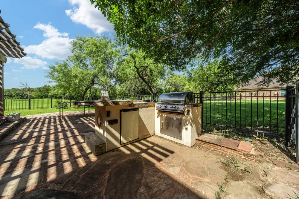 34057 Stonewood Loop Whitney, TX 76692