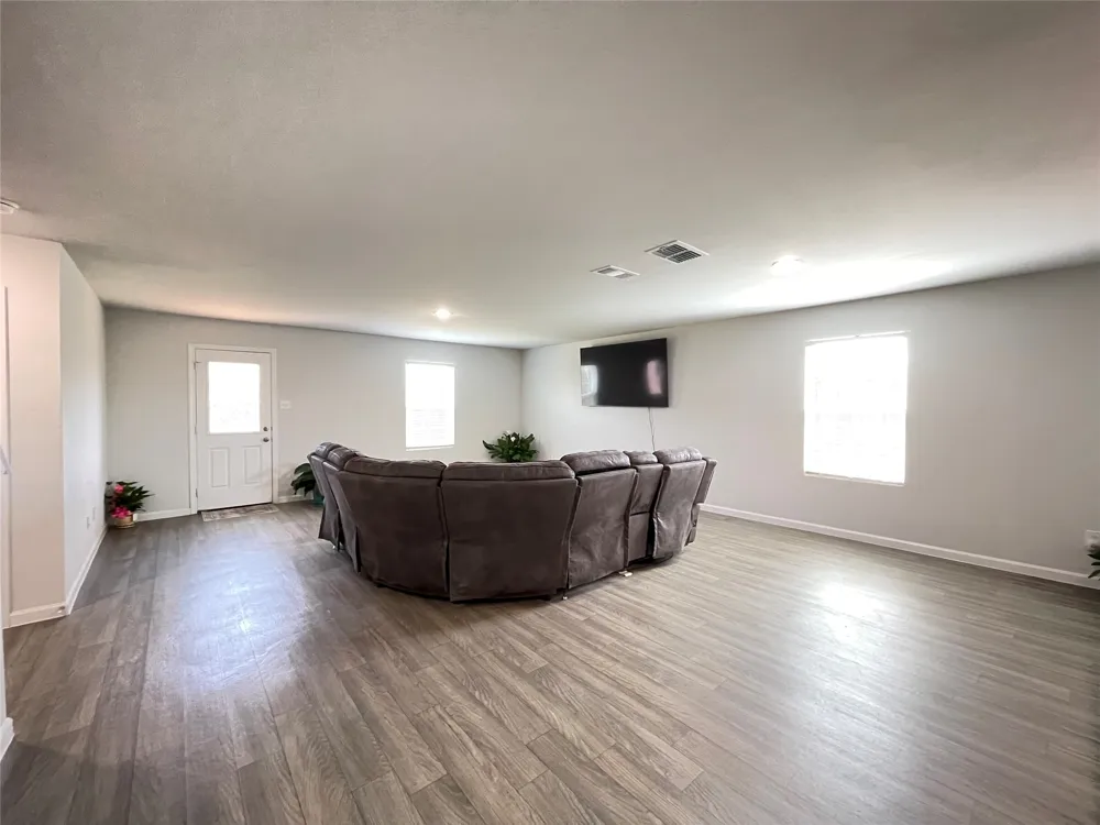 1007 Ripplewood Circle Chandler, TX 75758