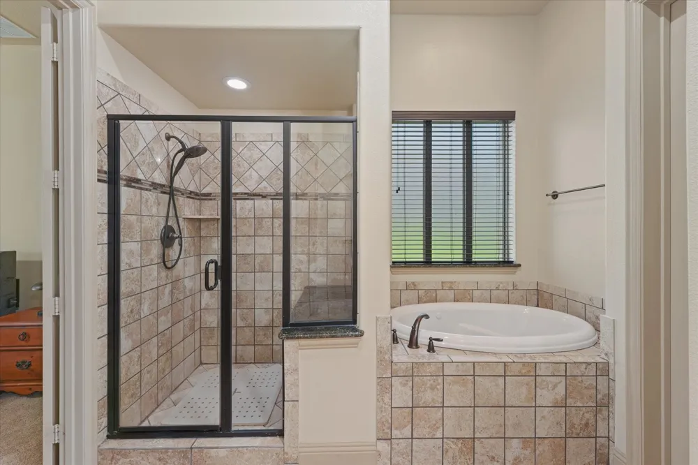 7910 Edgeglen Trail Sachse, TX 75048