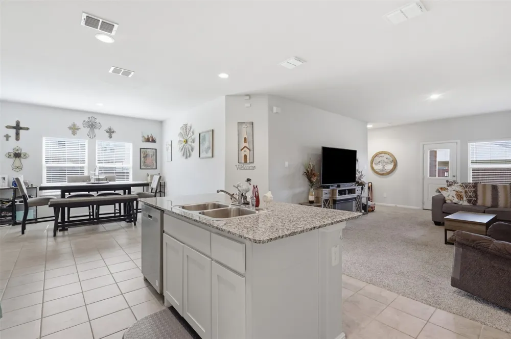 224 Running River Drive Boyd, TX 76023