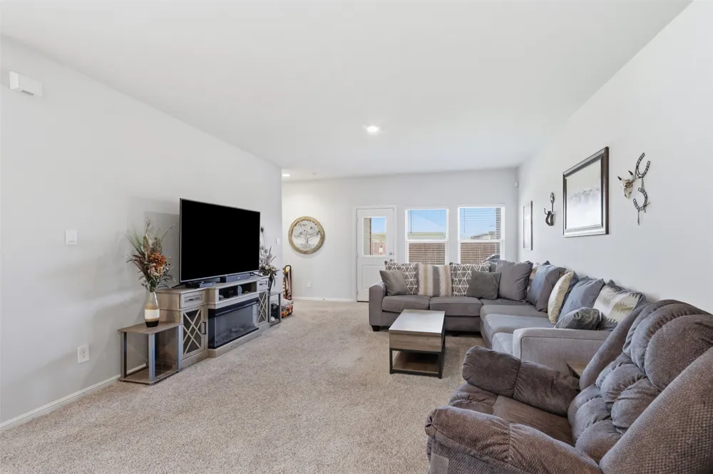 224 Running River Drive Boyd, TX 76023