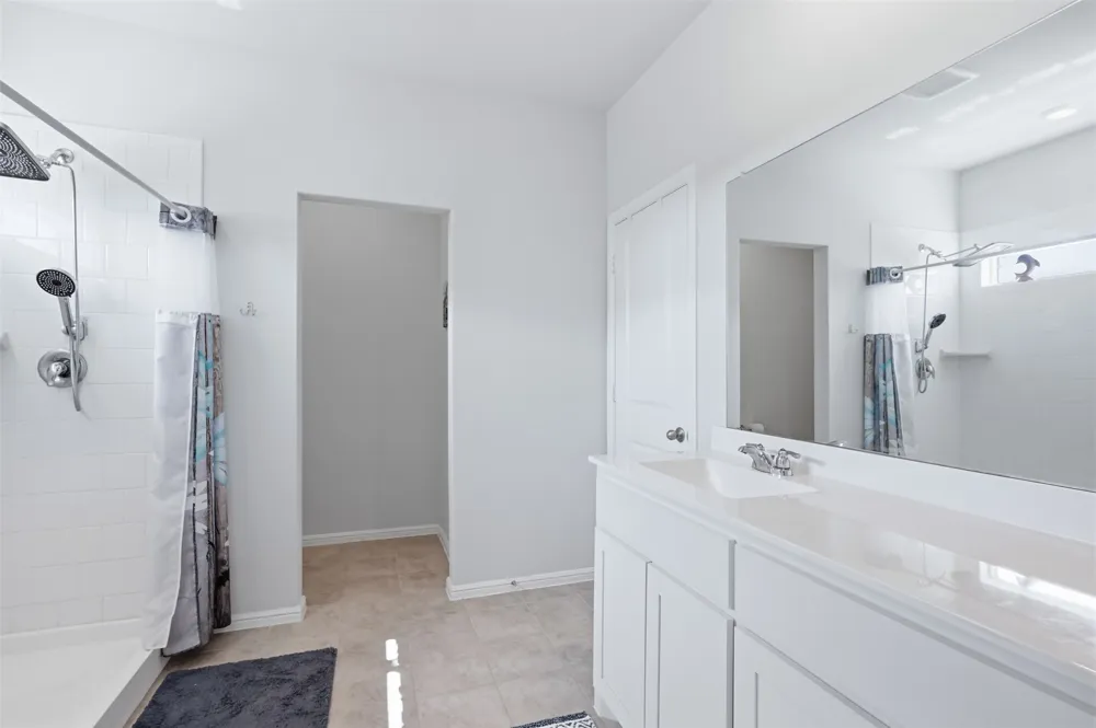 224 Running River Drive Boyd, TX 76023