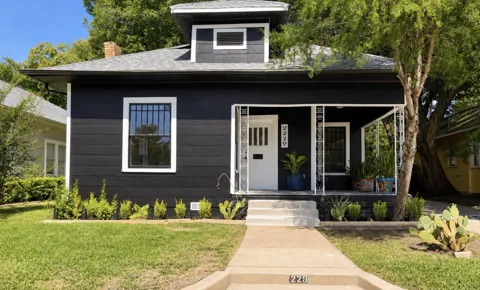 2229 College Avenue