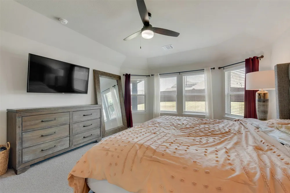 136 Aucuba Lane Waxahachie, TX 75165