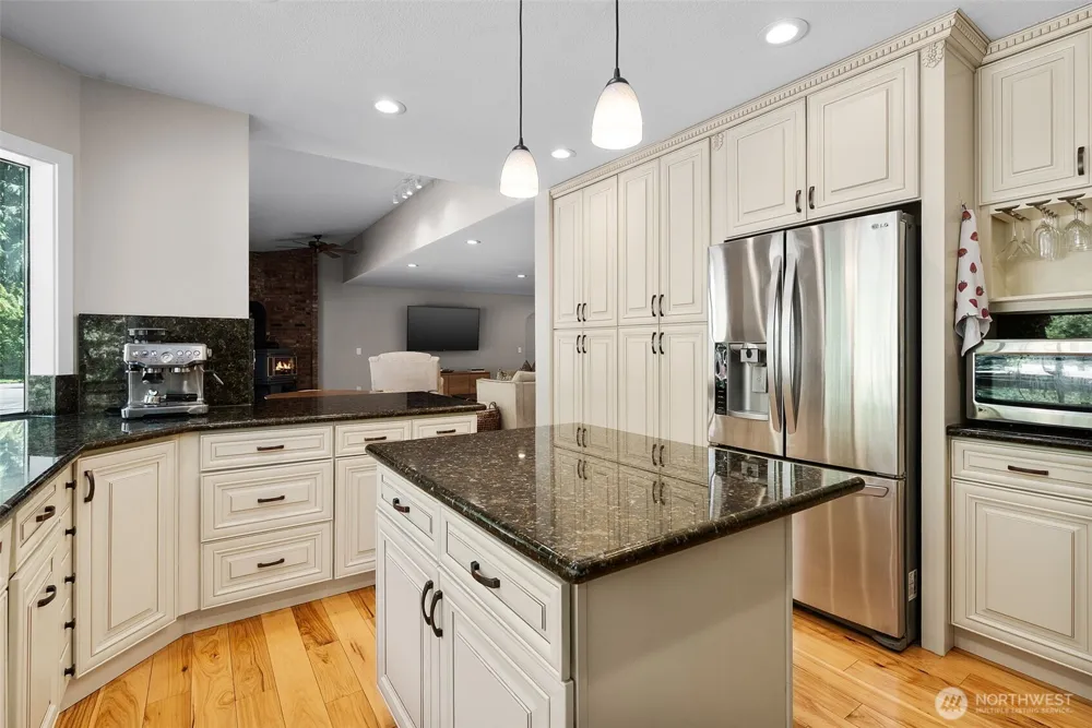 11401 Madera Circle SW Lakewood, WA 98499