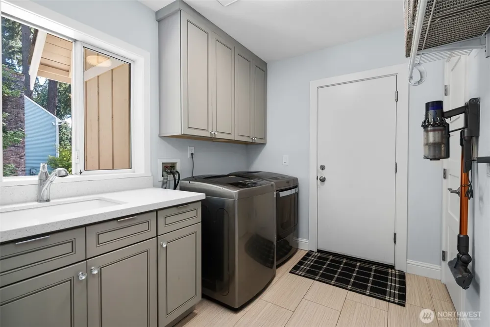 11401 Madera Circle SW Lakewood, WA 98499