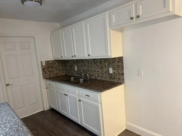 14206 Cimarron Drive Balch Springs, TX 75180