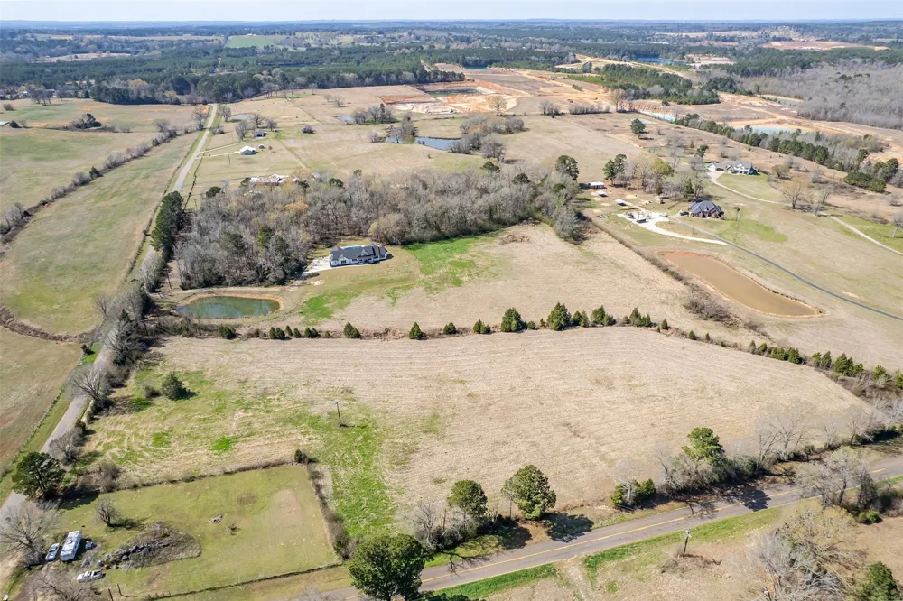 192 Cr 4707 Troup, TX 75789