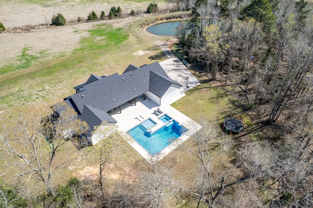 192 Cr 4707 Troup, TX 75789