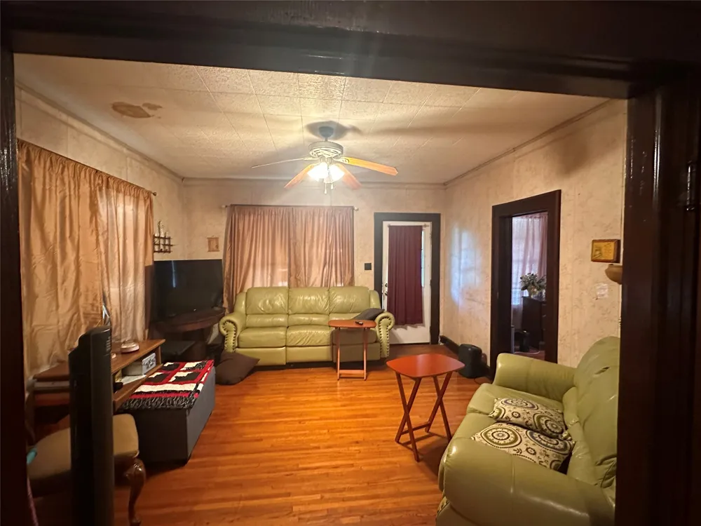 136 Kollman Road Mexia, TX 76667