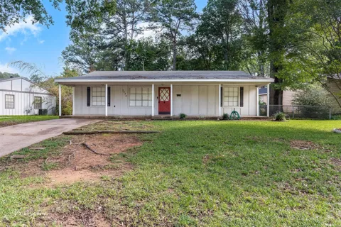 2578 Crape Myrtle Street