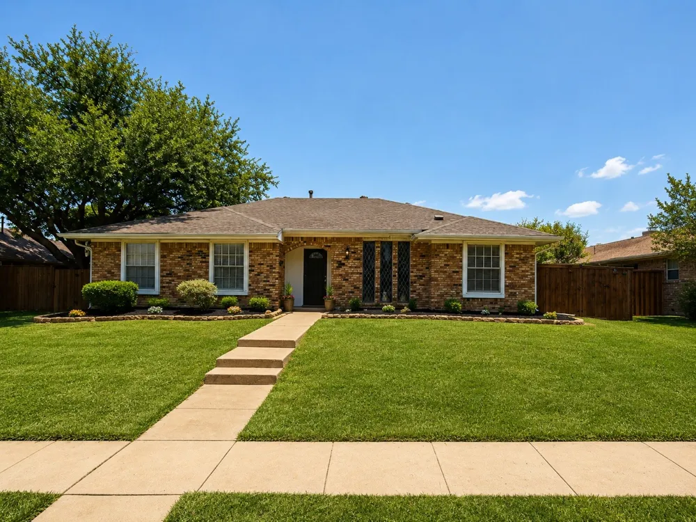 2228 San Simeon Carrollton, TX 75006