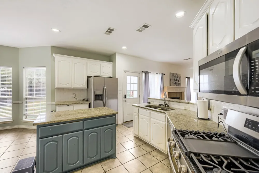 5016 Coral Creek Drive Fort Worth, TX 76135