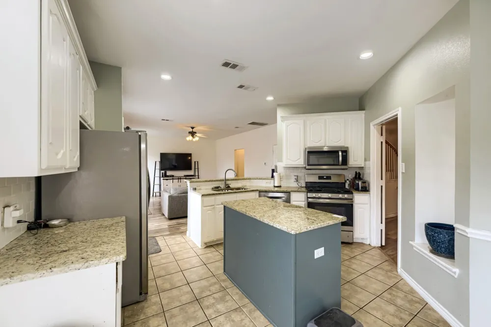 5016 Coral Creek Drive Fort Worth, TX 76135