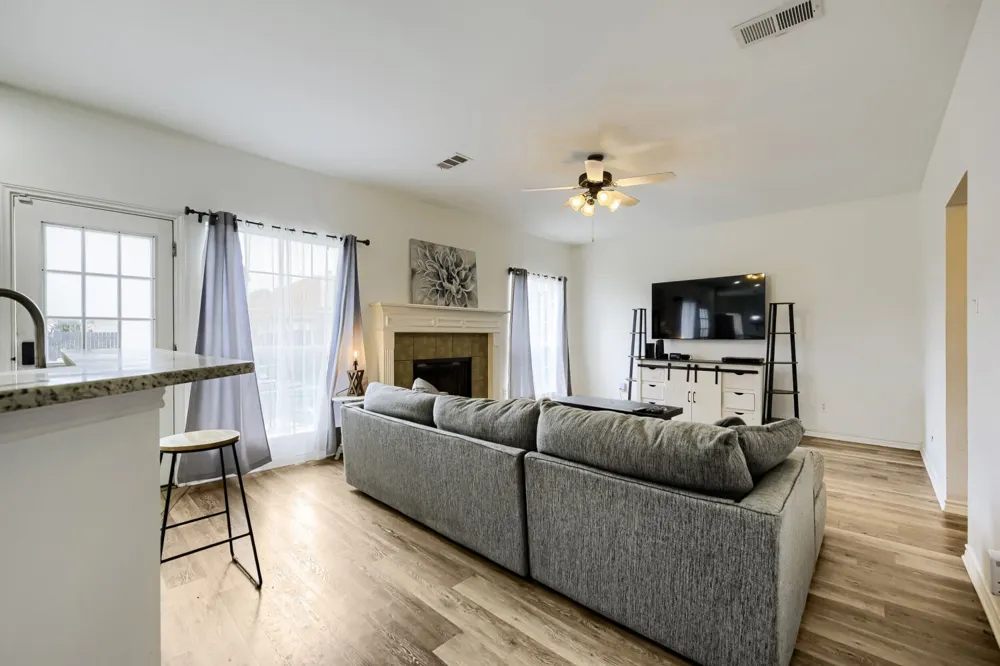 5016 Coral Creek Drive Fort Worth, TX 76135