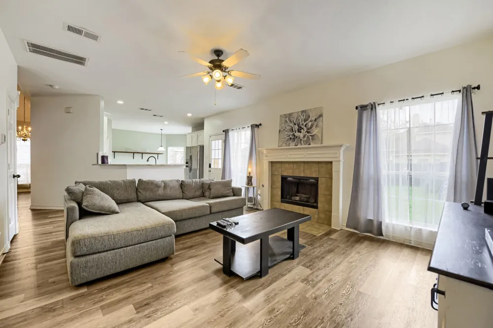 5016 Coral Creek Drive Fort Worth, TX 76135